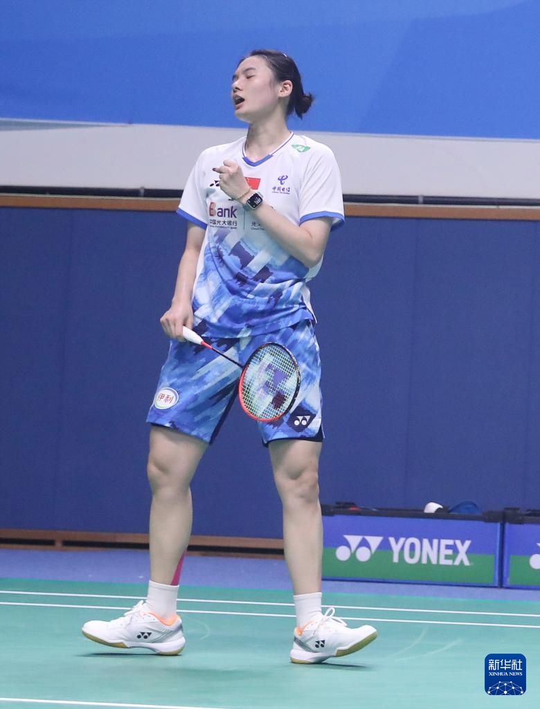 像珍妮弗 像珍妮弗