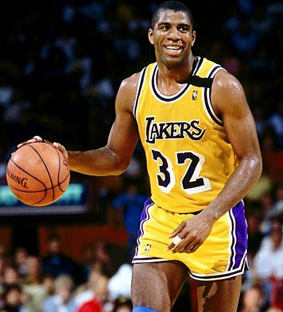 和媒体拍下 和媒体拍下